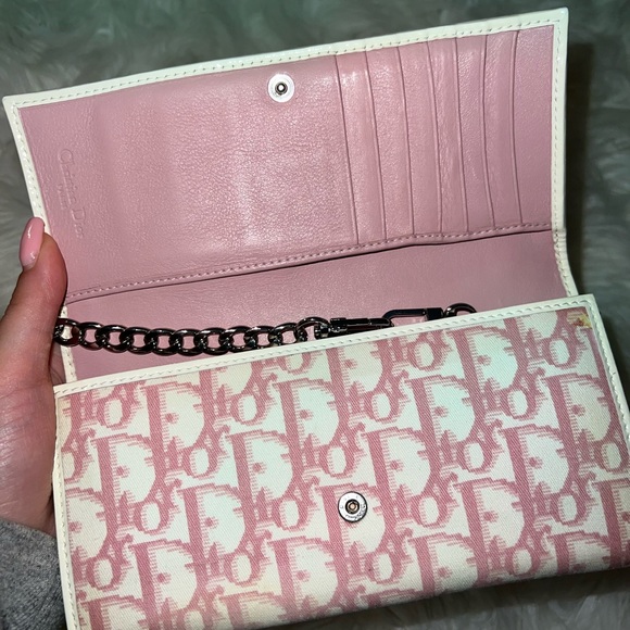 Authentic Dior Pink Trotter Wallet on chain - Picture 4 of 9